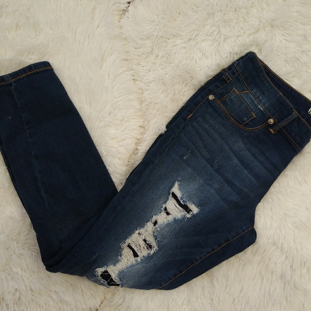 Women's Destroyed Skinny Jeans